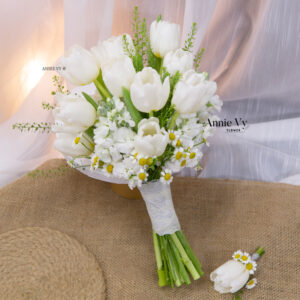 Hoa Cưới Tulip Trắng mix Cúc Tana D18