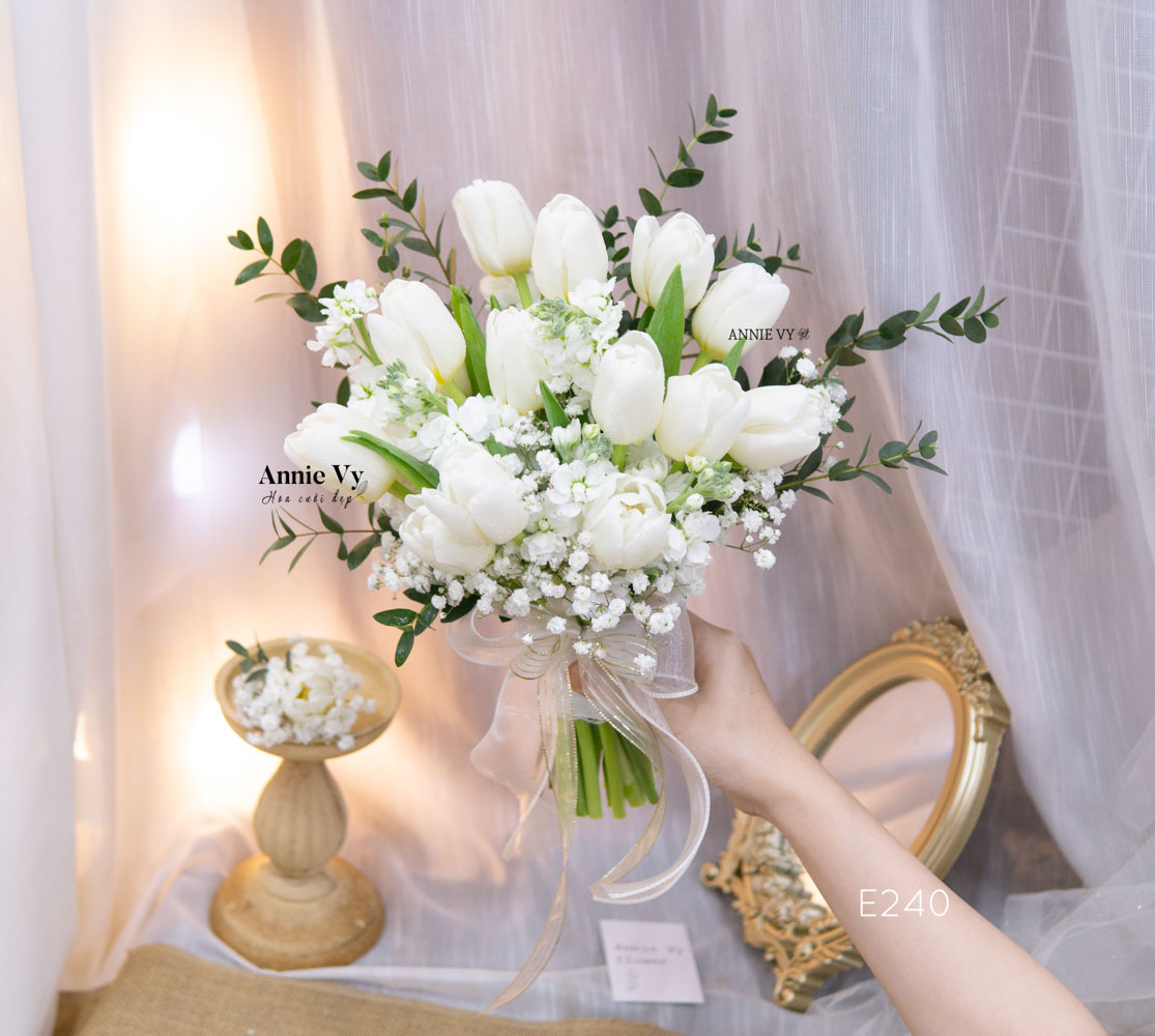 Hoa Cưới Tulip Trắng mix Phi Yến E240 - Image 2