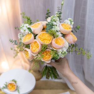 Hoa Cưới Juliet Cam mix Hạt Mễ E439