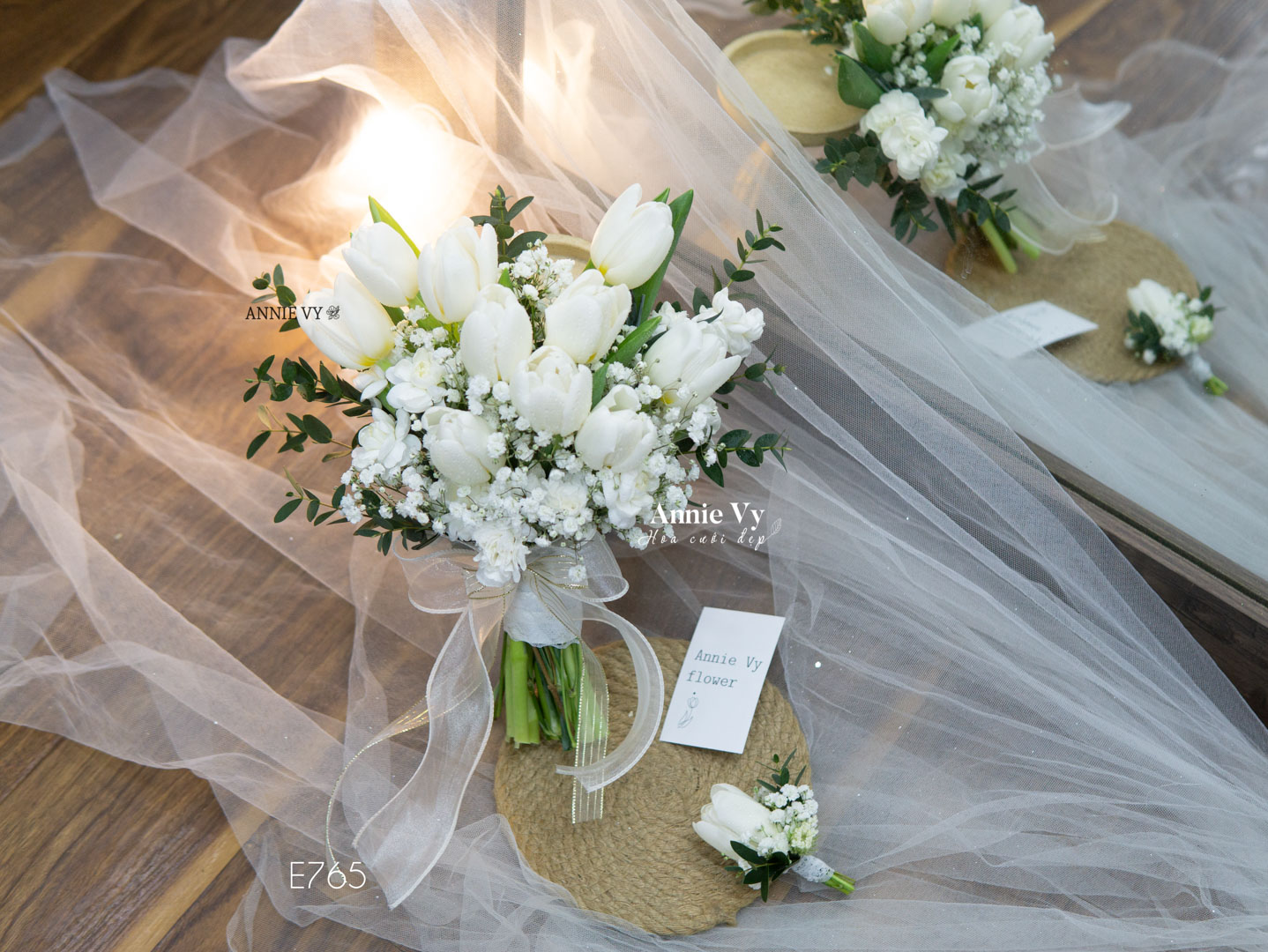 Hoa Cưới Tulip Trắng mix Phăng Trắng E765 - Image 3