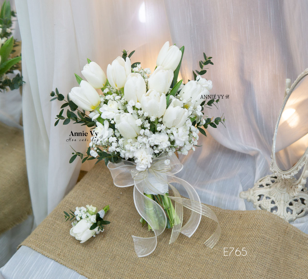 Hoa Cưới Tulip Trắng mix Phăng Trắng E765 - Image 6