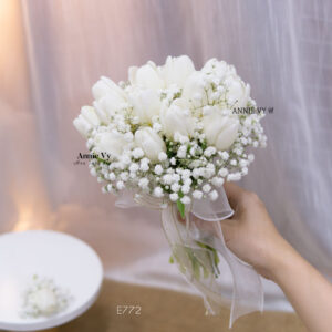 Hoa Cưới Tulip Trắng mix Baby E772