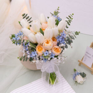 Hoa Cưới Tulip Trắng mix Juliet, Sao Xanh G171