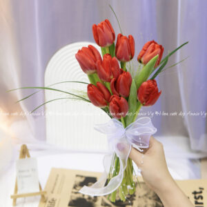 Hoa Cưới Tulip Đỏ H030