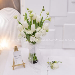 H037- Hoa Cưới Tulip Trắng mix Thúy Châu