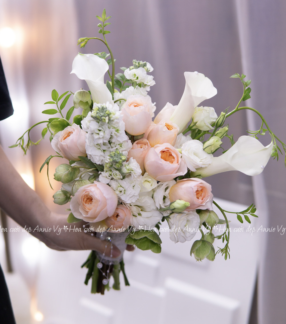 Hoa Cưới Calla Trắng mix Juliet Cam H130 - Image 4