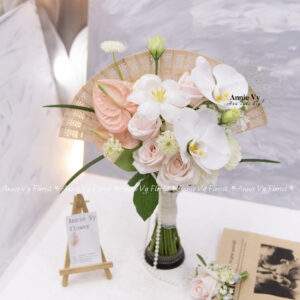 Hoa Cưới Quạt Xòe Hồng Pastel mix Lan Hồ Điệp H477