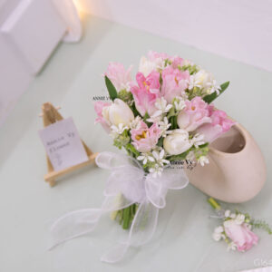 Hoa Cưới Tulip Hồng Cánh Xoăn mix Tulip Trắng G164