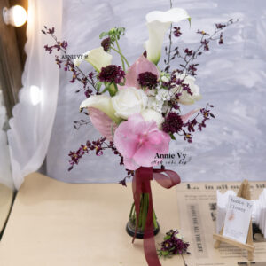 Hoa Cưới Calla Trắng mix Lan Vũ Nữ Đỏ Tím H777