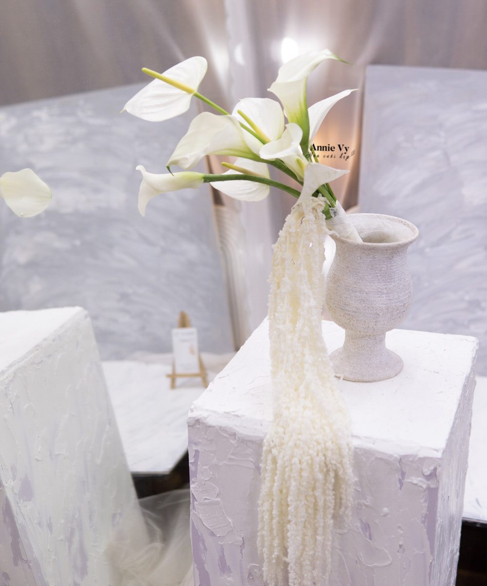 Hoa Cưới Calla Trắng mix Hồng Môn Trắng, Dền Rũ H985 - Image 3
