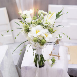 Hoa Cưới Tulip Trắng mix Scabiosa HA771