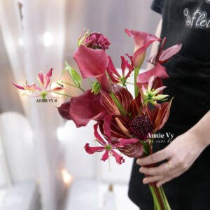 Hoa Cưới Calla Đỏ Rượu mix Ly Lửa HA843