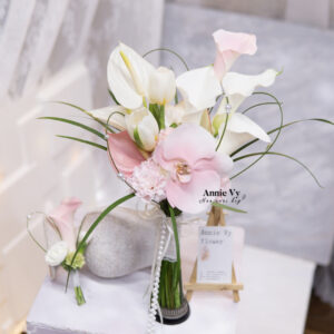 HA989- Hoa Cưới Calla Trắng mix Tulip Trắng, Lan Hồng