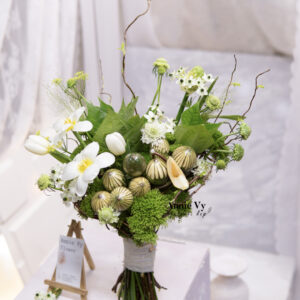 HC177- Hoa Cưới Trầu Cau mix Tulip Trắng, Salix