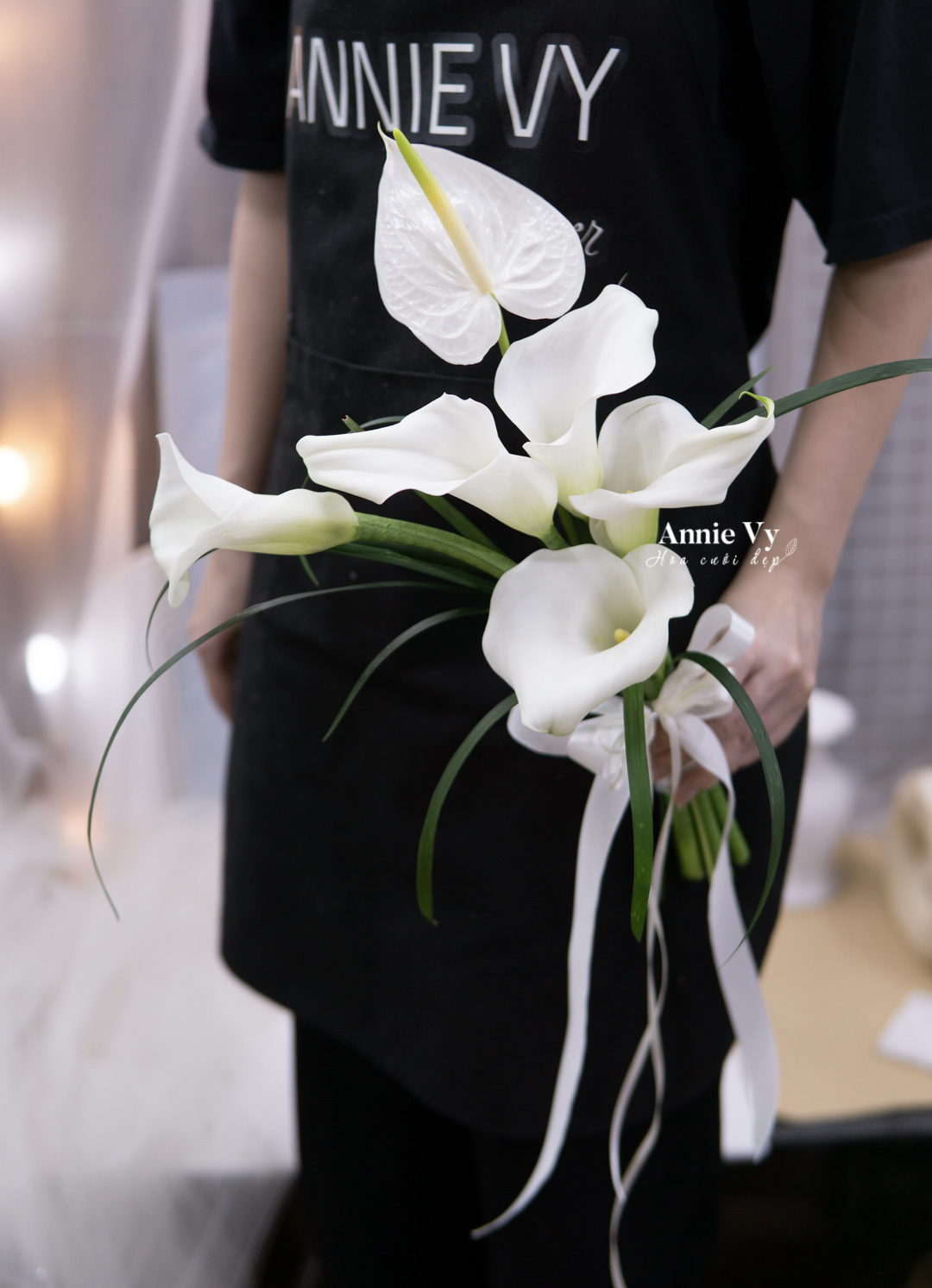 HA1005- Hoa Cưới Calla Trắng mix Hồng Môn Trắng - Image 4