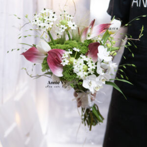 HC088- Hoa Cưới Tulip Trắng mix Thiên Nga Mắt Ngọc