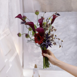 HC160- Hoa Cưới Calla Tokyo mix Allium Xoăn, Clematis Tím