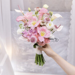 HC205- Hoa Cưới Tulip Hồng mix Calla Hồng