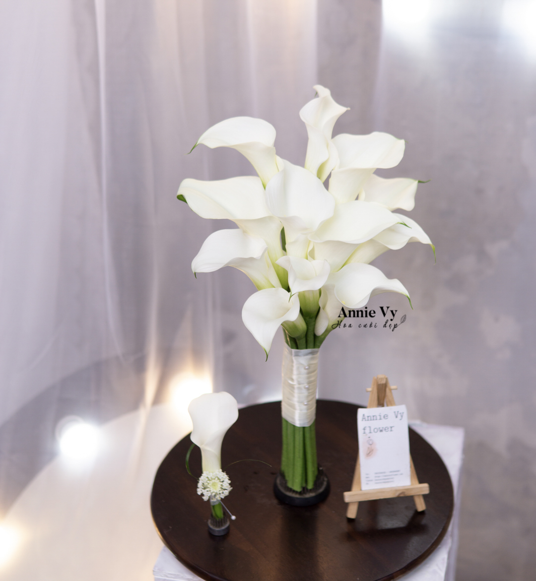 HC543- Hoa Cưới Calla Trắng 13 Hoa Basic